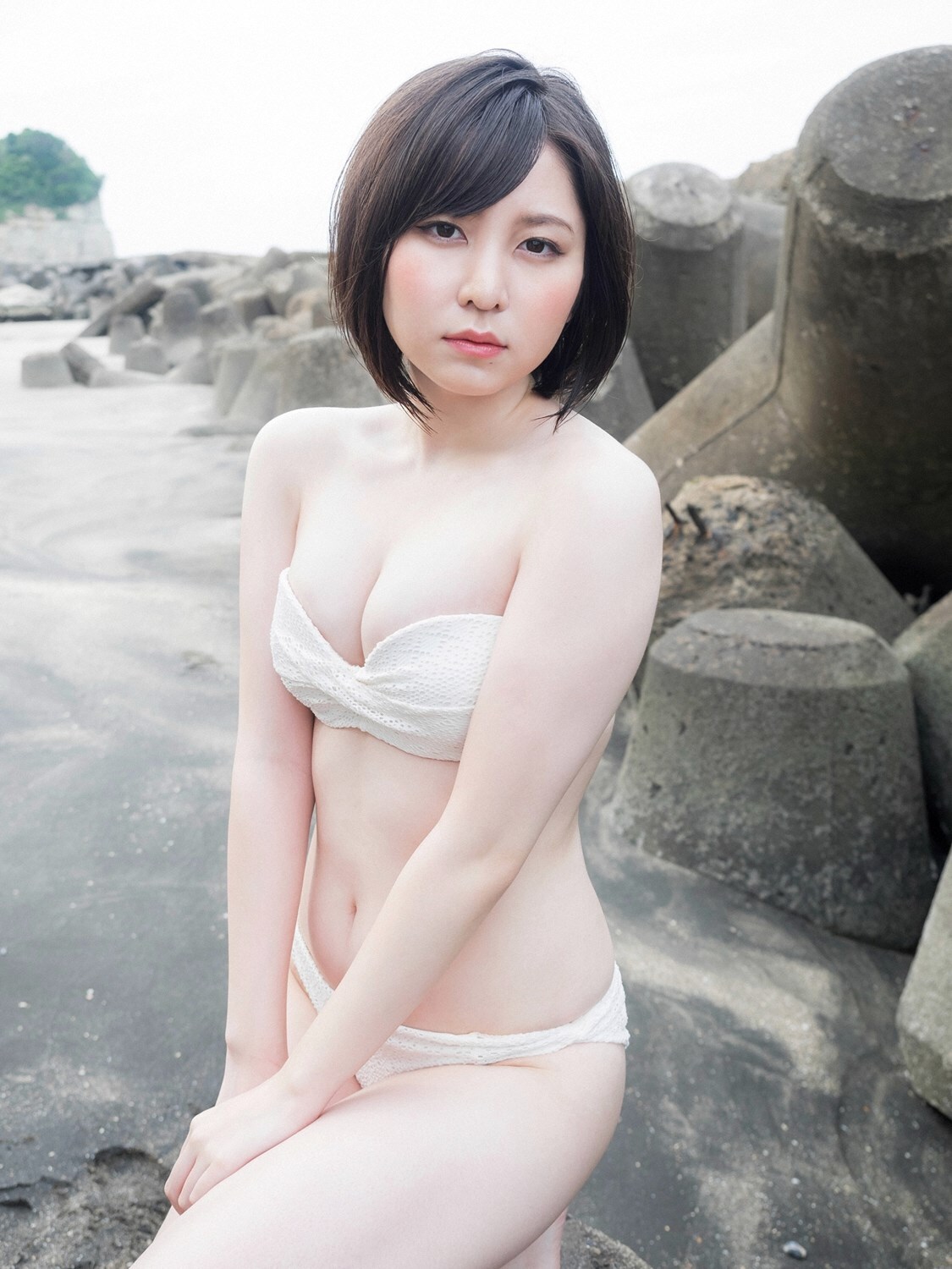 YS-Web-Vol.736 Karen Iwata 岩田華怜